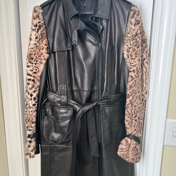 ELIE TAHARI Lambskin Leather Trench Coat L Belted‎ Asymmetrical Zip Knit Collar - Picture 1 of 8